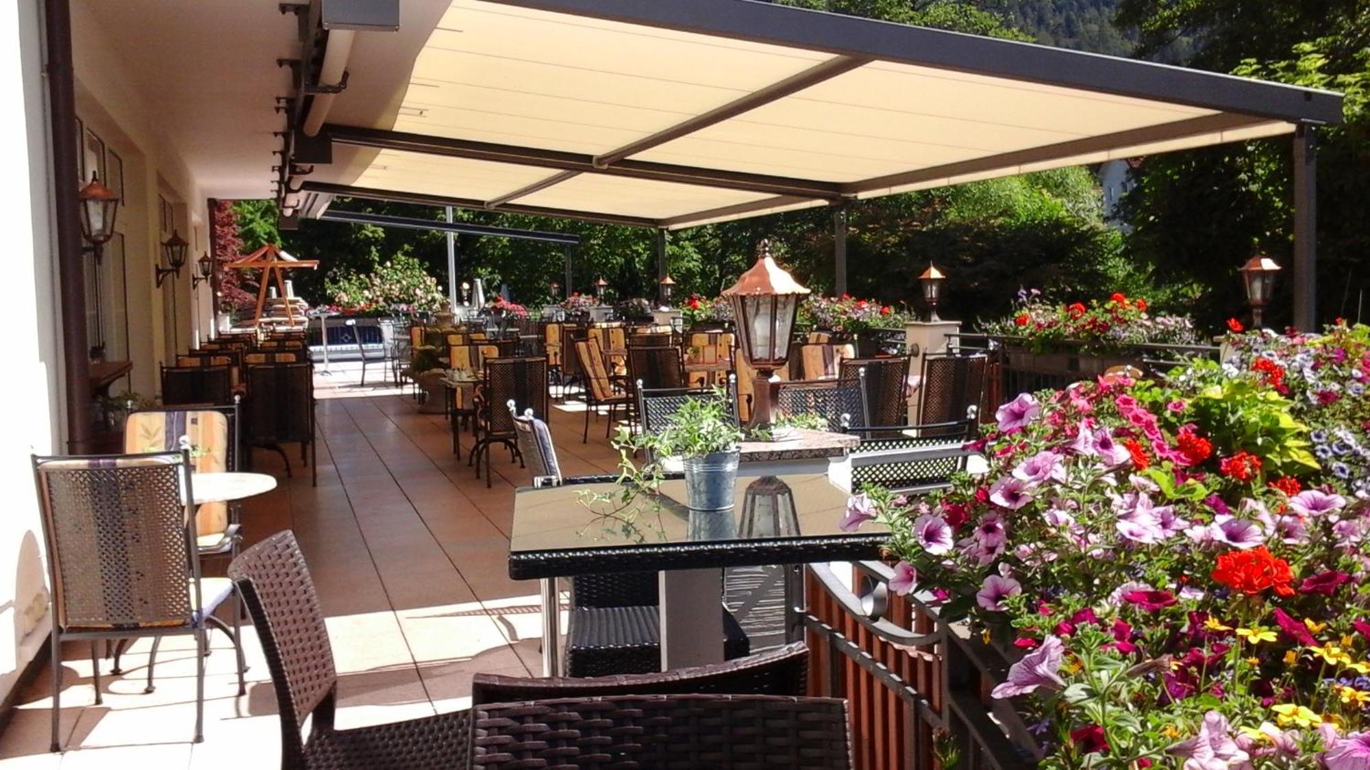 Hotel Ochsen Hoefen an der Enz Bagian luar foto