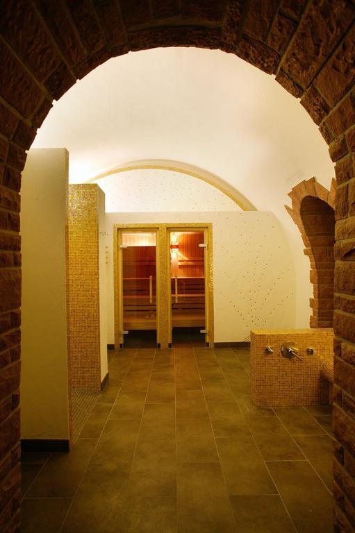Hotel Ochsen Hoefen an der Enz Bagian luar foto