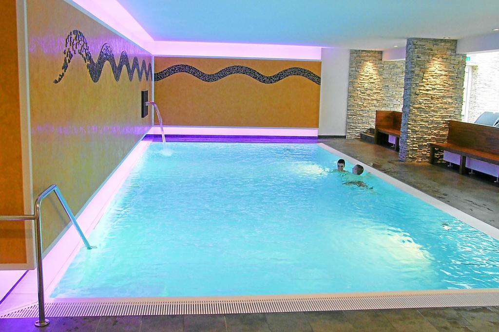 Hotel Ochsen Hoefen an der Enz Bagian luar foto